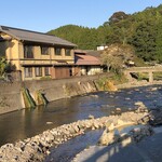 丸長旅館 - ガニ湯 対岸は丸長旅館