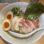 北千住煮干中華蕎麦 かれん - 料理写真:▪️特製煮干中華蕎麦¥1.150
      　※現金のみ