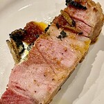 渡辺料理店 - この肩ロースのジューシーな火入れ加減　田島くん腕上げたねぇｗ