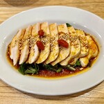 かつぎや - 口水鶏と書いてよだれ鶏　感じで十分伝わりますよね