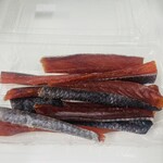 Hassamu Kaneshige Sengyoten - 固めの鮭トバです　