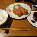 KITCHEN TSUNAGU - ハンバーグ屋さんのビーフメンチカツ