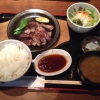 和牛料理 要 - 