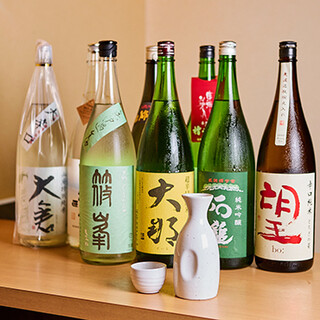お寿司や海鮮と相性抜群！全国各地の【厳選地酒】をお供にどうぞ