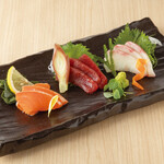 Specially selected sashimi platter of three dishes