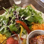 コフレアコーヒー - デリサラダプレート：たっぷりサラダ