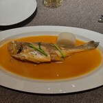 新栄記 - 黄魚の煮込 餅添え