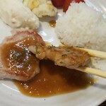 キッチン ブルー グローブ - ２つ目のヒレ肉ソテー