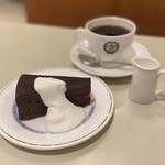 Kafe Paurisuta - ザッハトルテ