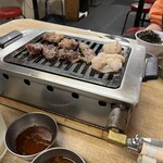 Oosaka Yakiniku Horumon Futago - 