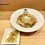 Men Ginza Onodera - 醤油ラーメン
                        トリュフ薫る特製ワンタン