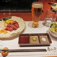 青山牛彩 - 