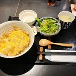 とり焼 かん美 - 親子丼【ランチ】