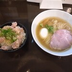 町田汁場 しおらーめん 進化 町田駅前店 - 