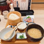 Toukyou Kotobuki - 鯛めしどろぼう膳、1,300円。