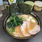 横濱家系ラーメン 勝鬨家 - 