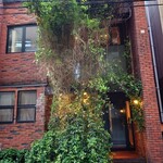 カンブーザ - ファサード