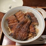 辻屋 - 鰻丼(上丼・五切れ入り丼)