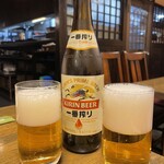渡邊 - ビールで乾杯！