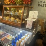 F&P Smoothie Cafe - 