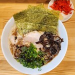 燈 - とんこつラーメン+マー油