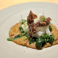 マンサルヴァ - ■烏賊・ほうれん草
                    蛍烏賊、泥障烏賊、墨烏賊の烏賊祭り♪
                    味わい豊かなのはもちろん、食感のリズムがいい♪
                    ゲソ、めちゃめちゃ美味しい。