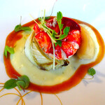 Star of Honolulu - ノバスコシア産地直送１パウンド以上の丸ごとメインロブスター１匹、 レモン、ポン酢またはバターソースで