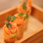 TsuruTonTan Udon Noodle Brasserie - まぐろのタルタル