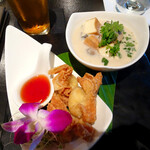 Noi Thai Cuisine - トムカガイ　オリジナル