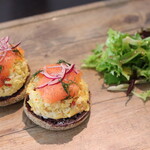 Appetito Craft Pizza and Wine Bar - スモークサーモン・スクランブルエッグ