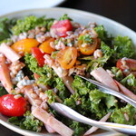 Appetito Craft Pizza and Wine Bar - パワーケールサラダ