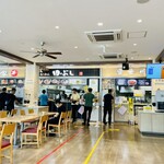 富士川食堂 - 【外観】左から「のっけ家」、ラーメン「田ぶし」、最後は「富士食堂」