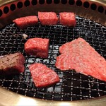 米沢牛・焼肉 さかの - ガス火