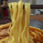 Kita Ootsuka Ramen - 激辛チャーシュー麺（並） 半辛/麺リフト