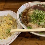 尾道ラーメン 暁 - 