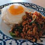 SIAM THAI RESTAURANT - ガパオガイごはん
