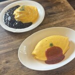 カフェ ワニシャン - 『ビーフオムライス』『ケチャップオムライス』