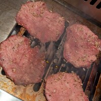焼肉うしごろ 新宿三丁目店 - 