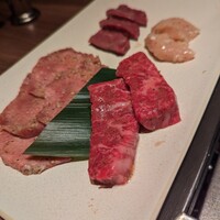 焼肉うしごろ 新宿三丁目店 - 