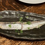 fica 403号室 - イワシのマリネ
      2024年5月16日