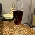 fica 403号室 - スパークリングワイン ランブルスコ (イタリア) 700円
      2024年5月16日