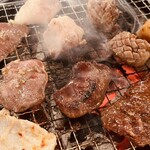 亀戸ホルモン 有楽町店 - 