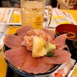 神戸牛と海鮮丼 にくあんど - 