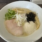 Otaku Ga Tsukuru Ramen Ha Isekai De Mo Tsuuyou Suru Rashii - 濃厚鶏そばトリュフ風味