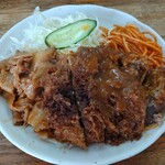 キッチン グラン - メンチカツしょうが焼き盛合せ