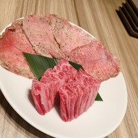 焼肉うしごろ 新宿三丁目店 - 