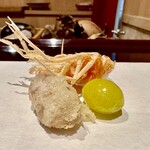 天ぷら たけうち - 車海老脚部 新銀杏 落花生