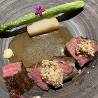 小野の離れ 博多本店 - 伊万里牛、柔らかくで美味しかったです。