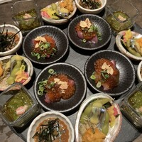 小野の離れ 博多本店 - 見た目も味も豪華なおつまみ盛り合わせ