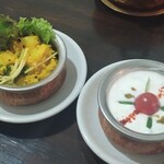 スバカマナ - ビリヤニセットのライタとアルアチャール(辛すぎません)